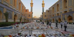 العتبة العلوية تباشر بتقديم موائد الإفطار للزائرين في أول أيام رمضان